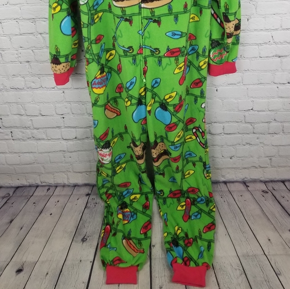 HAPPY HOLIDAYS | Christmas lights burgers pajamas - Picture 5 of 8